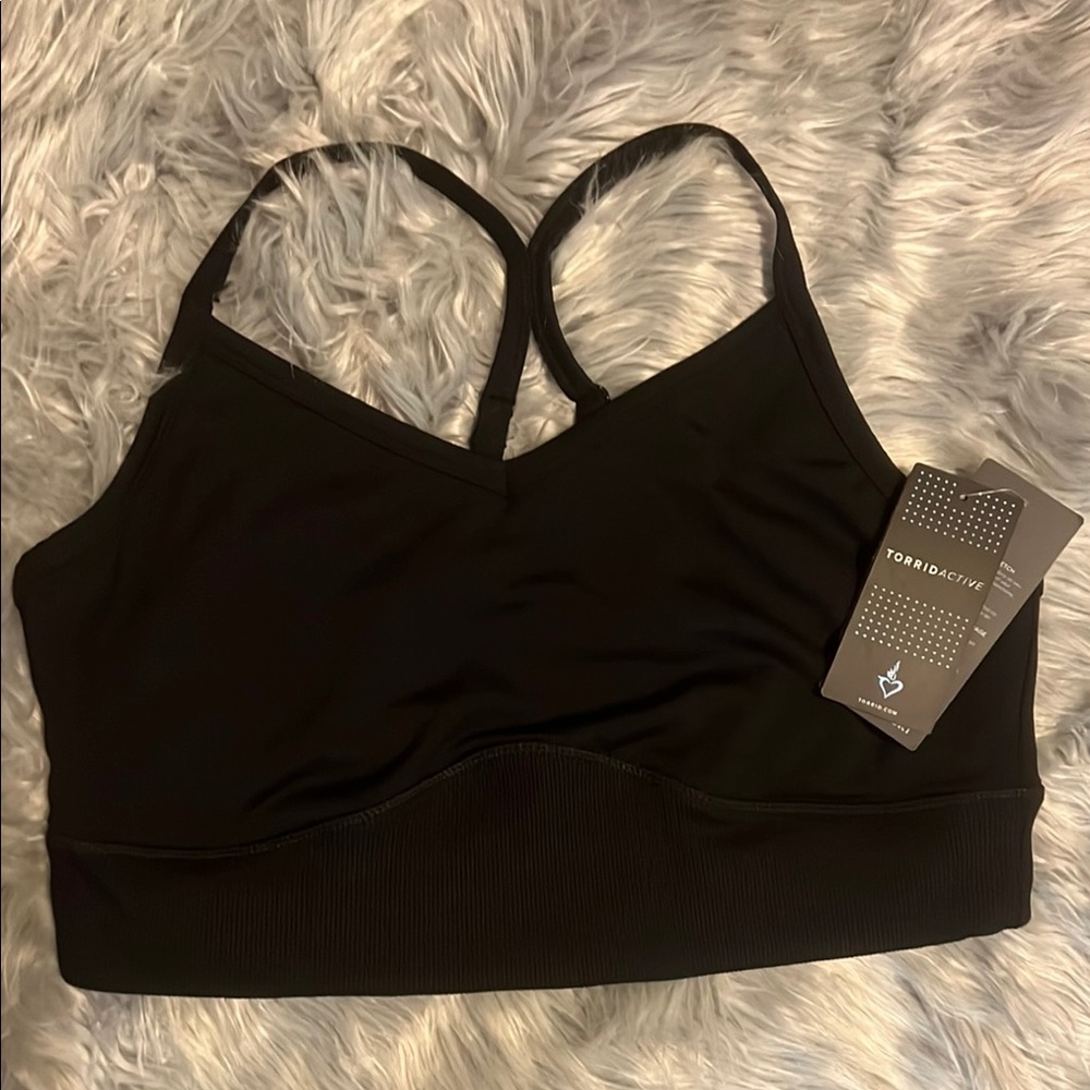 NWT Torrid Black low impact, wireless Sports Bra, sz L